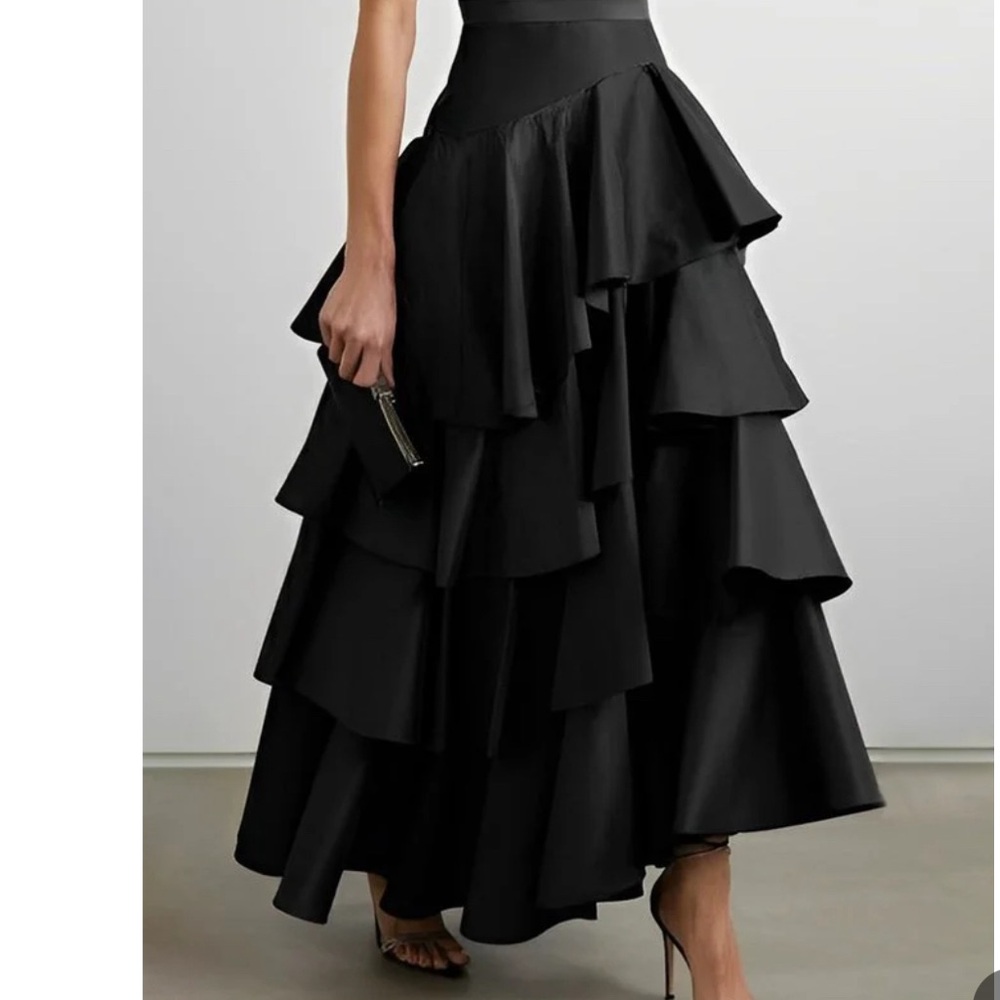 Black Maxi Fit and Flare Tiered Skirt Uoozee brand, NWT